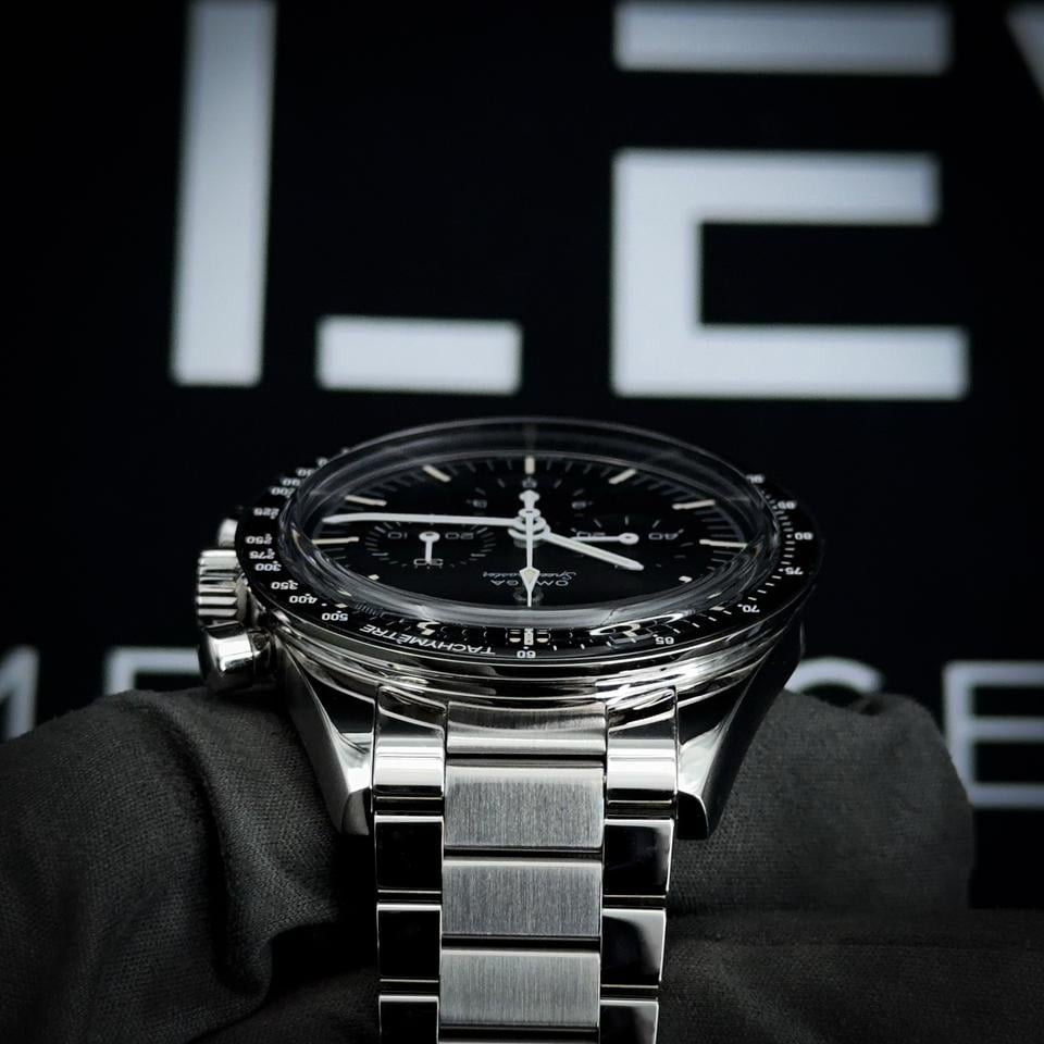 THE EDWARD HERITAGE 39 — Spacewalk Tribute Edition